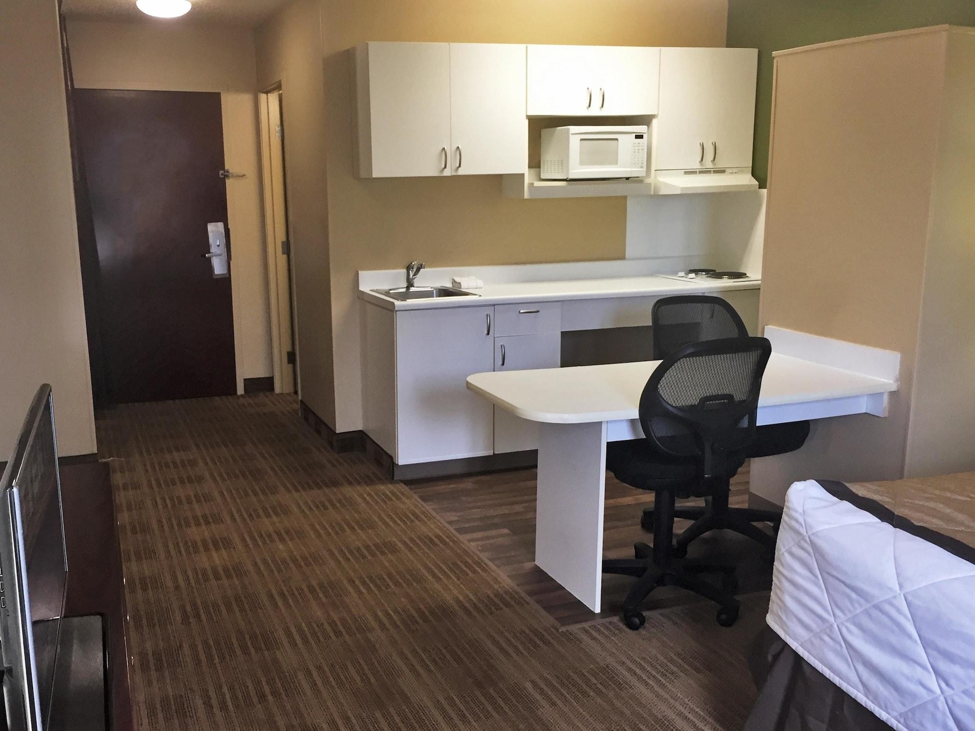 Extended Stay America Suites - Albany - Suny Экстерьер фото